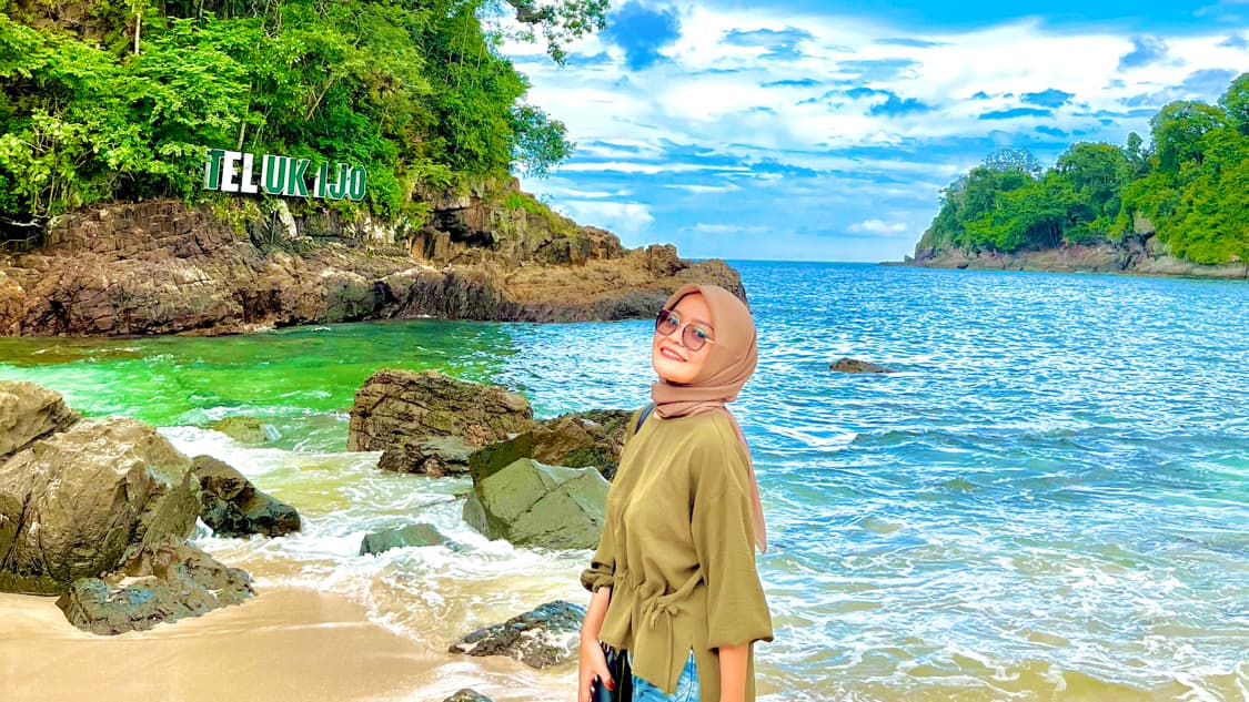 Teluk Hijau Green Bay - Image 1