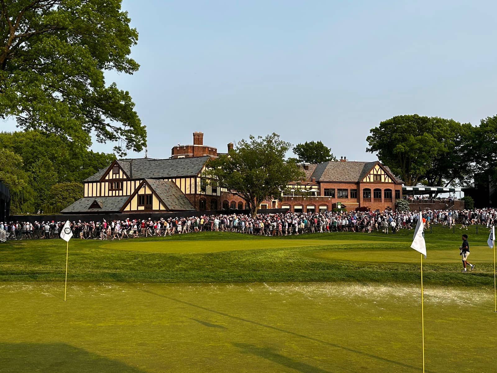 Elegant Clubhouse and Dining