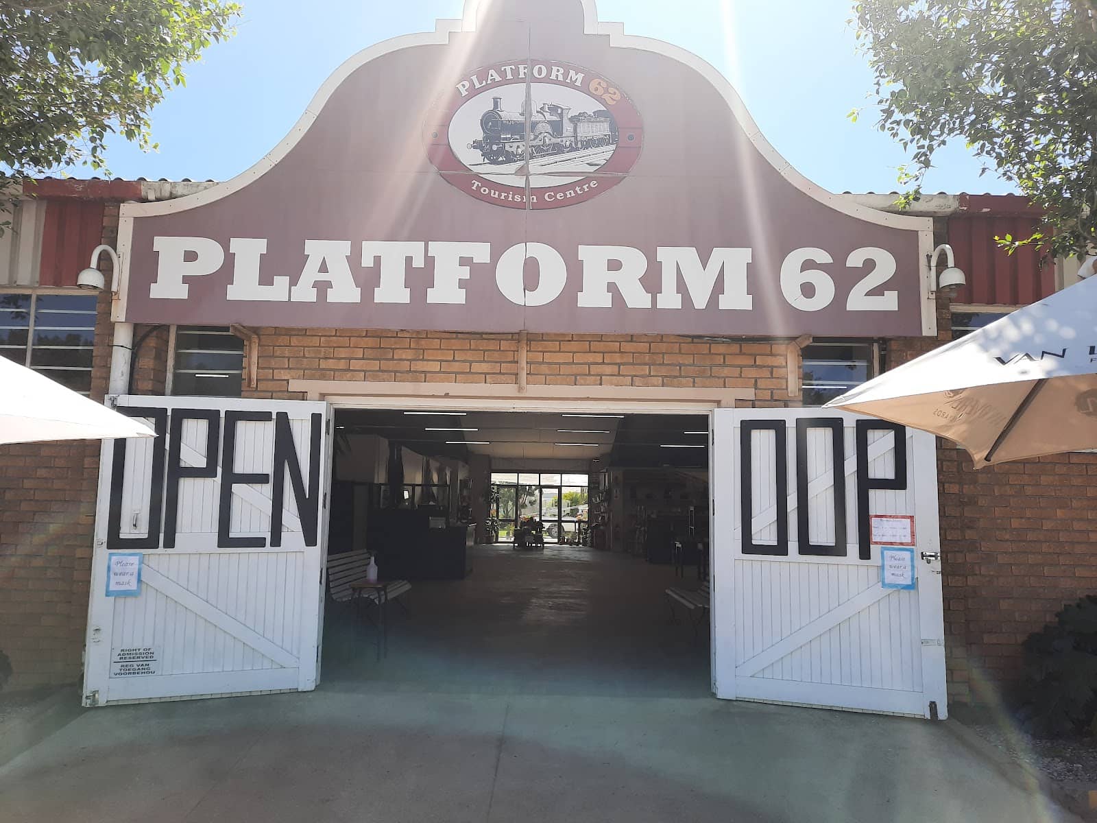 Farm Stall & Gift Shop