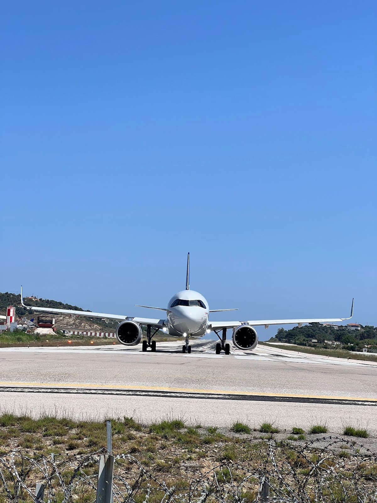 Airport Runway Viewpoint (Plane Spotting) - Image 1