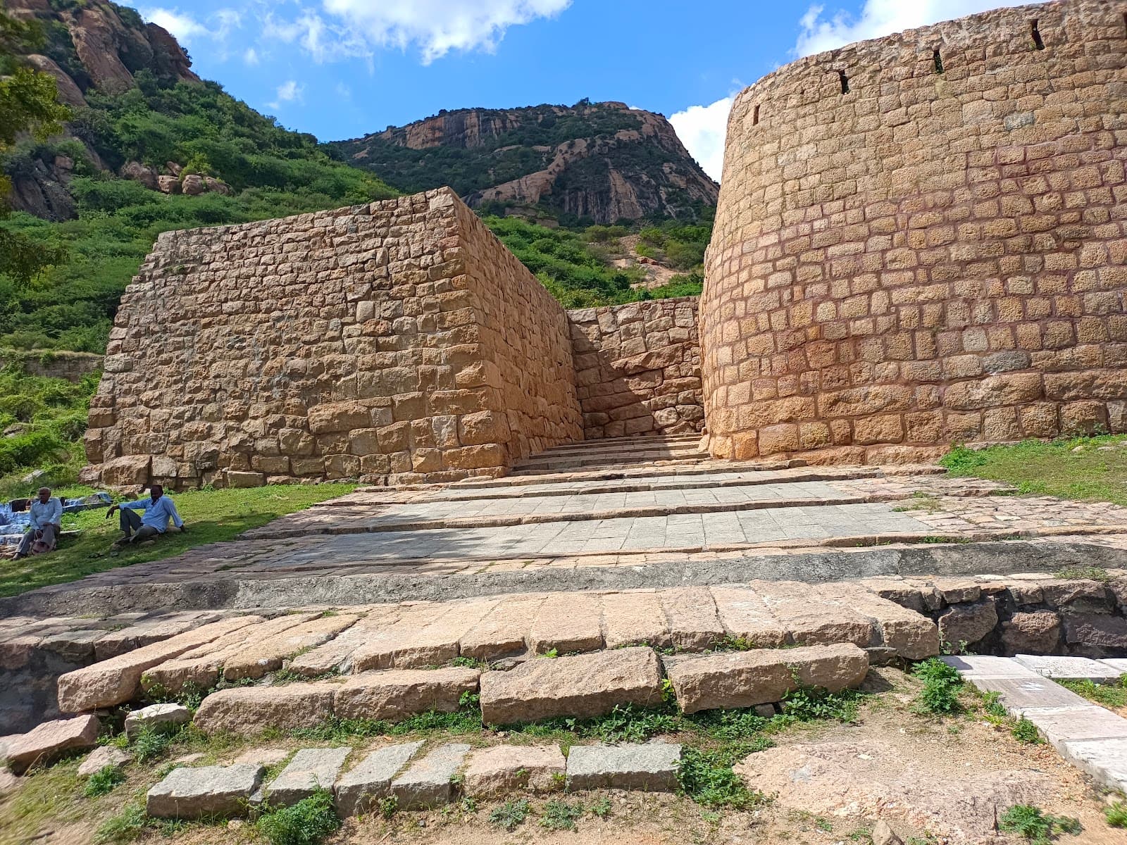 Fort (Kottai) area - Image 1