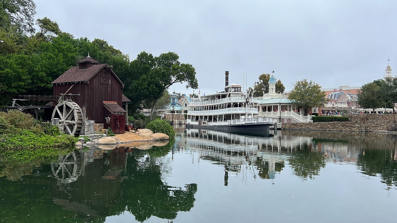 Frontierland, Magic Kingdom - Image 1