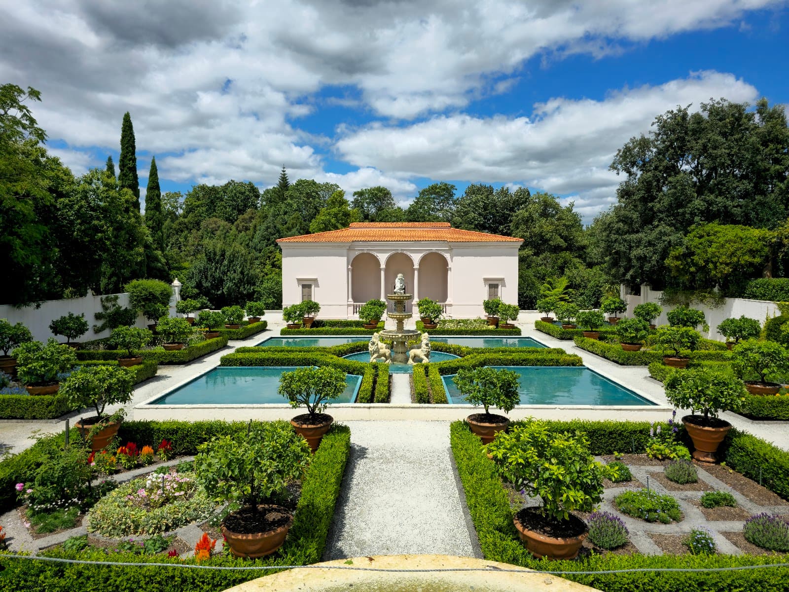Hamilton Gardens - Image 1
