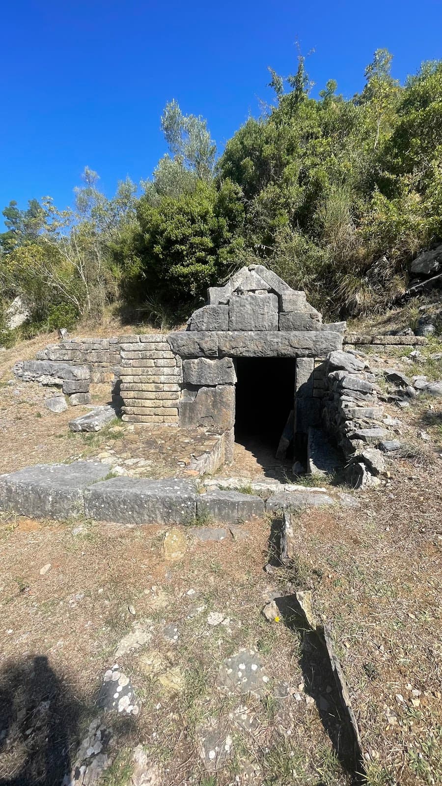 Roccagloriosa Archaeological Area - Image 1