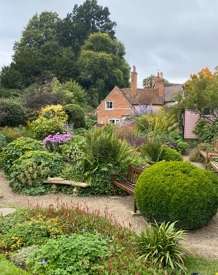 Mill Garden - Image 1