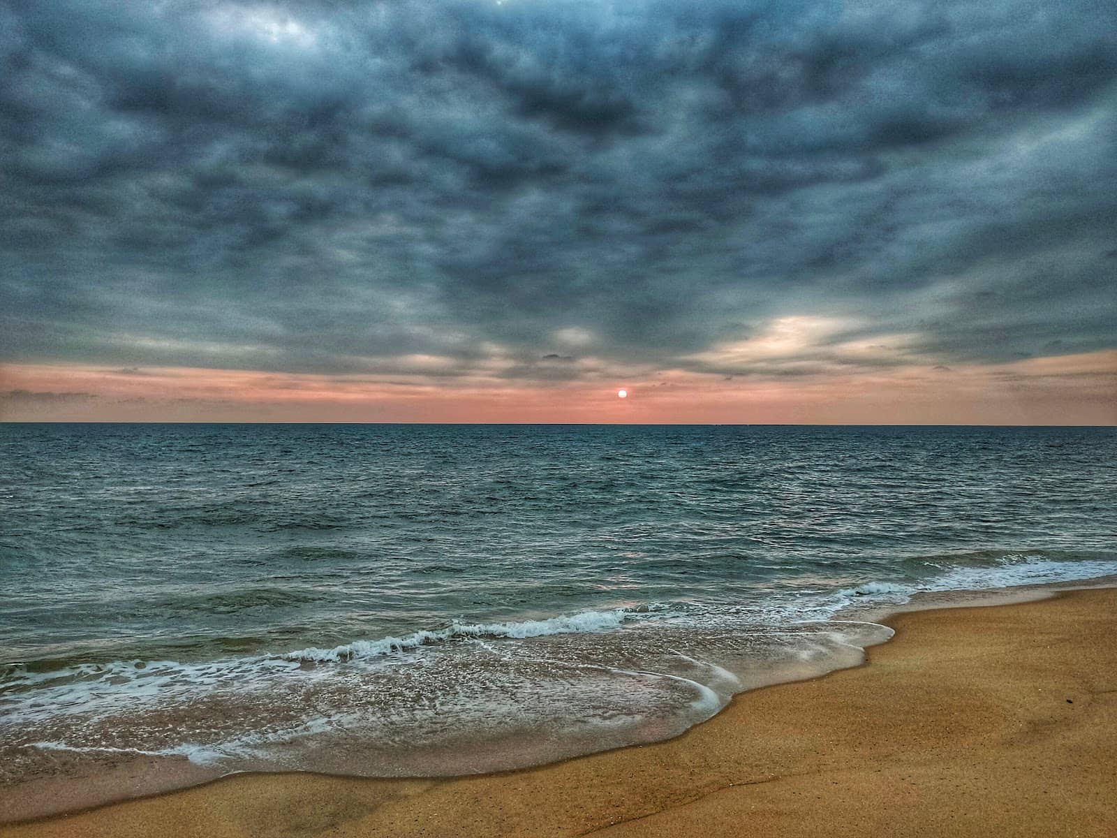 Monsoon Beach Atmosphere