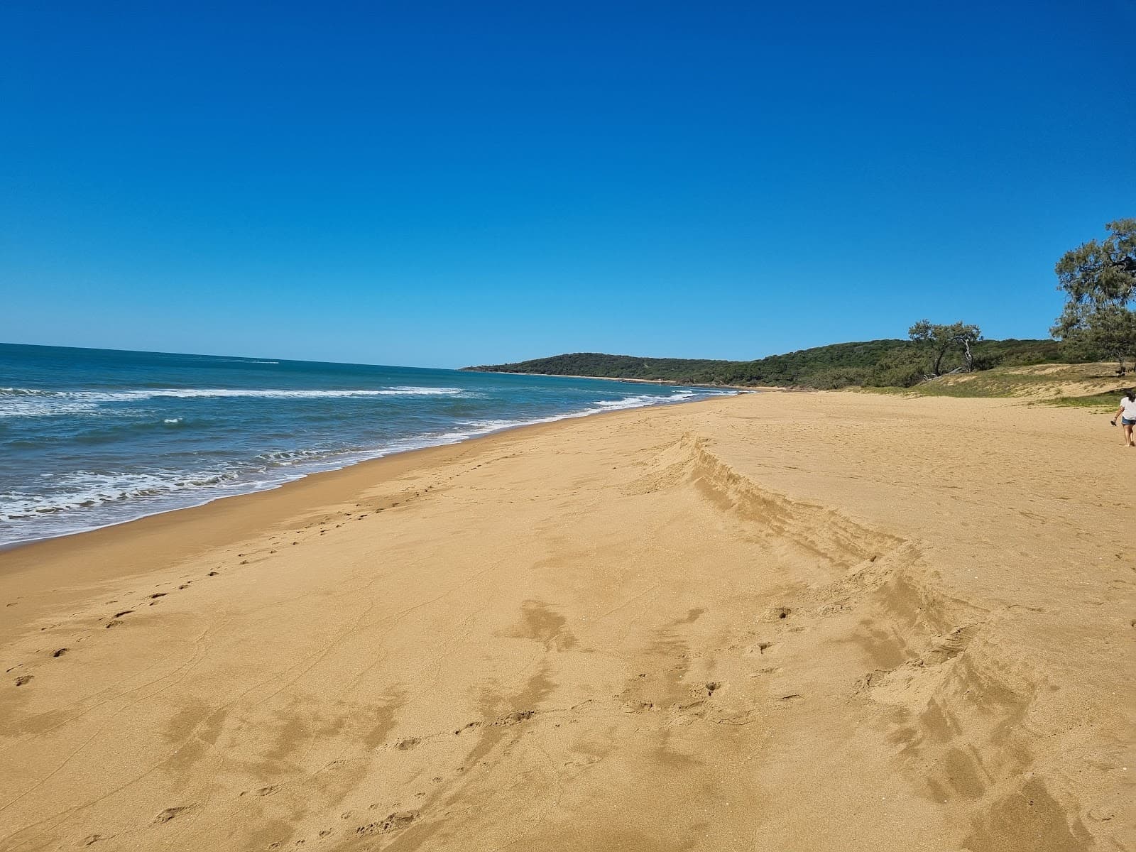 Chinamans Beach - Image 1