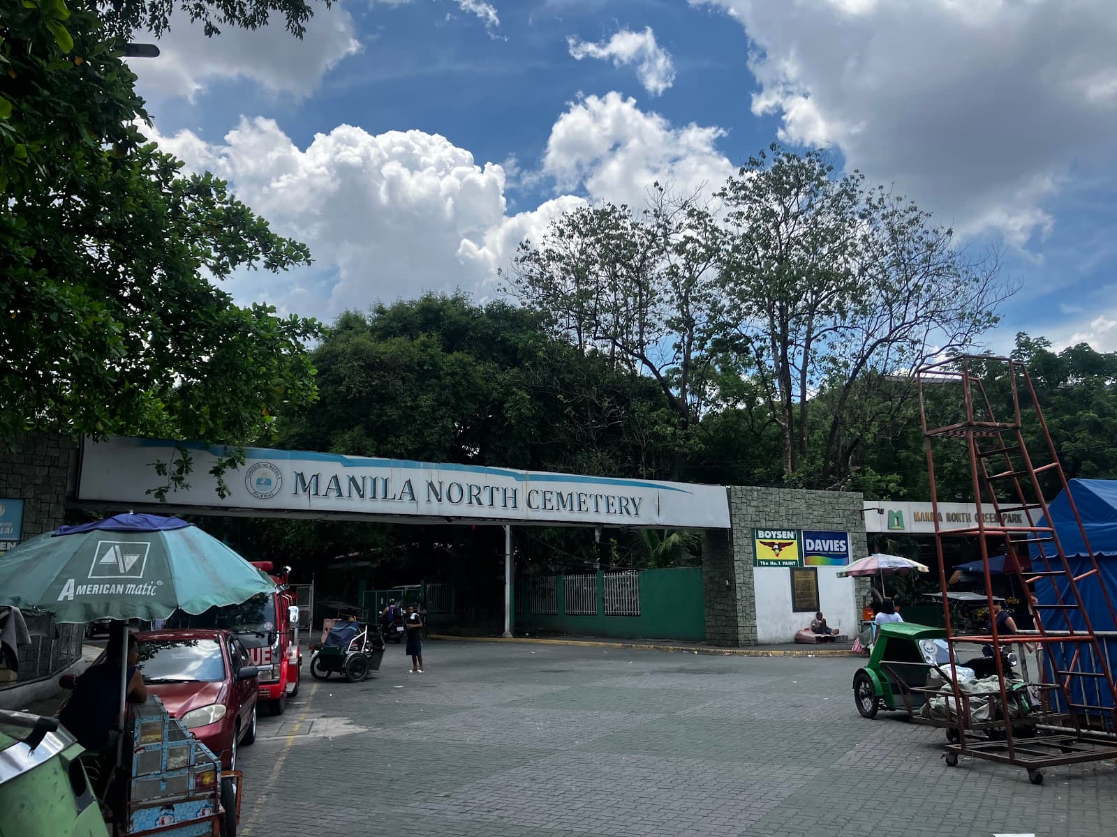 Manila North Cemetery - Image 1