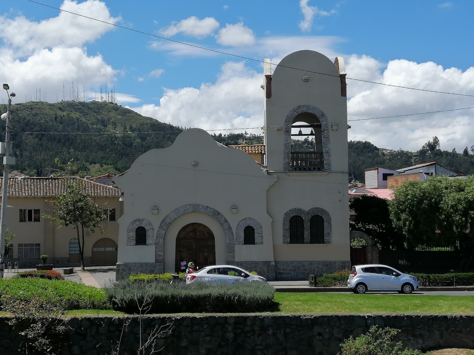 Iglesia del Sagrado Corazón El Vergel - Image 1