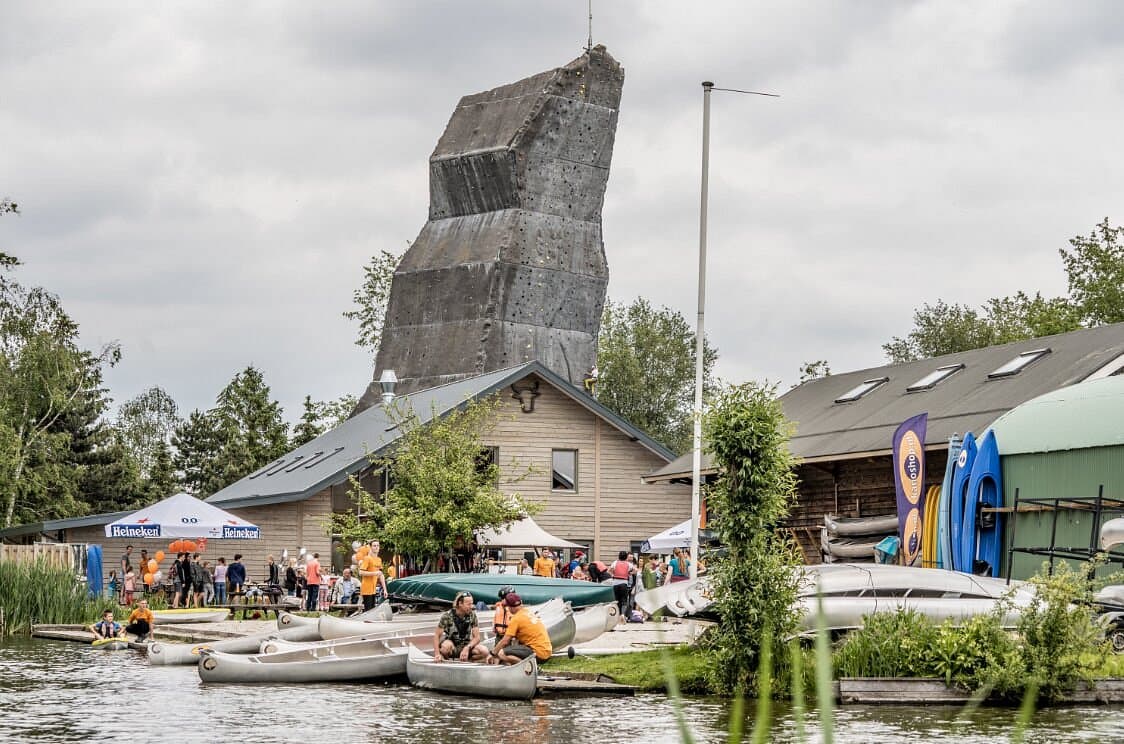 Outdoor Valley - Image 1