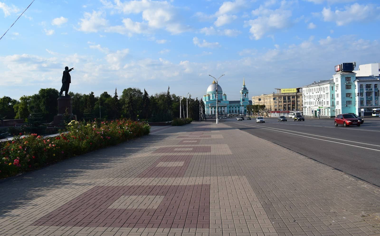 Heroes of Kursk Stele