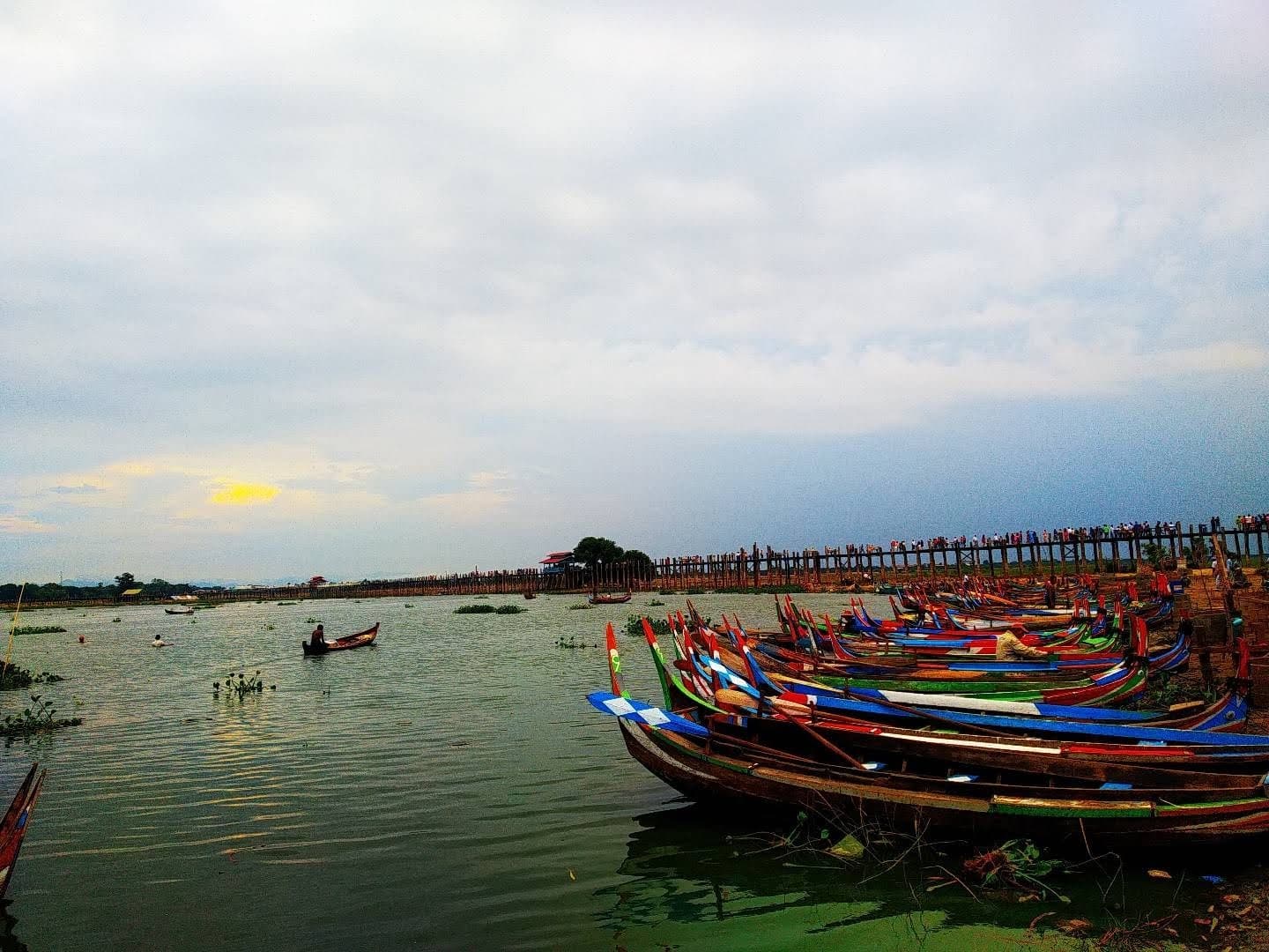 Taungthaman Lake - Image 1