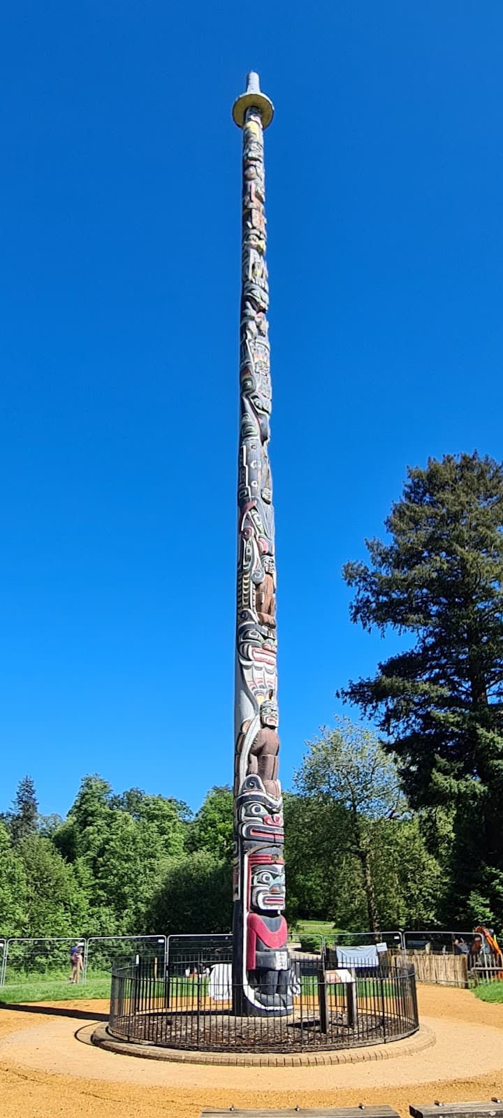 Totem Pole (Virginia Water) - Image 1