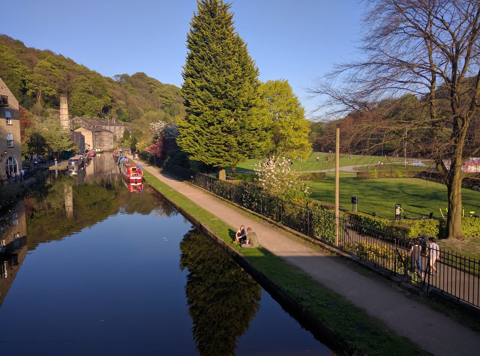 Calder Holmes Park - Image 1