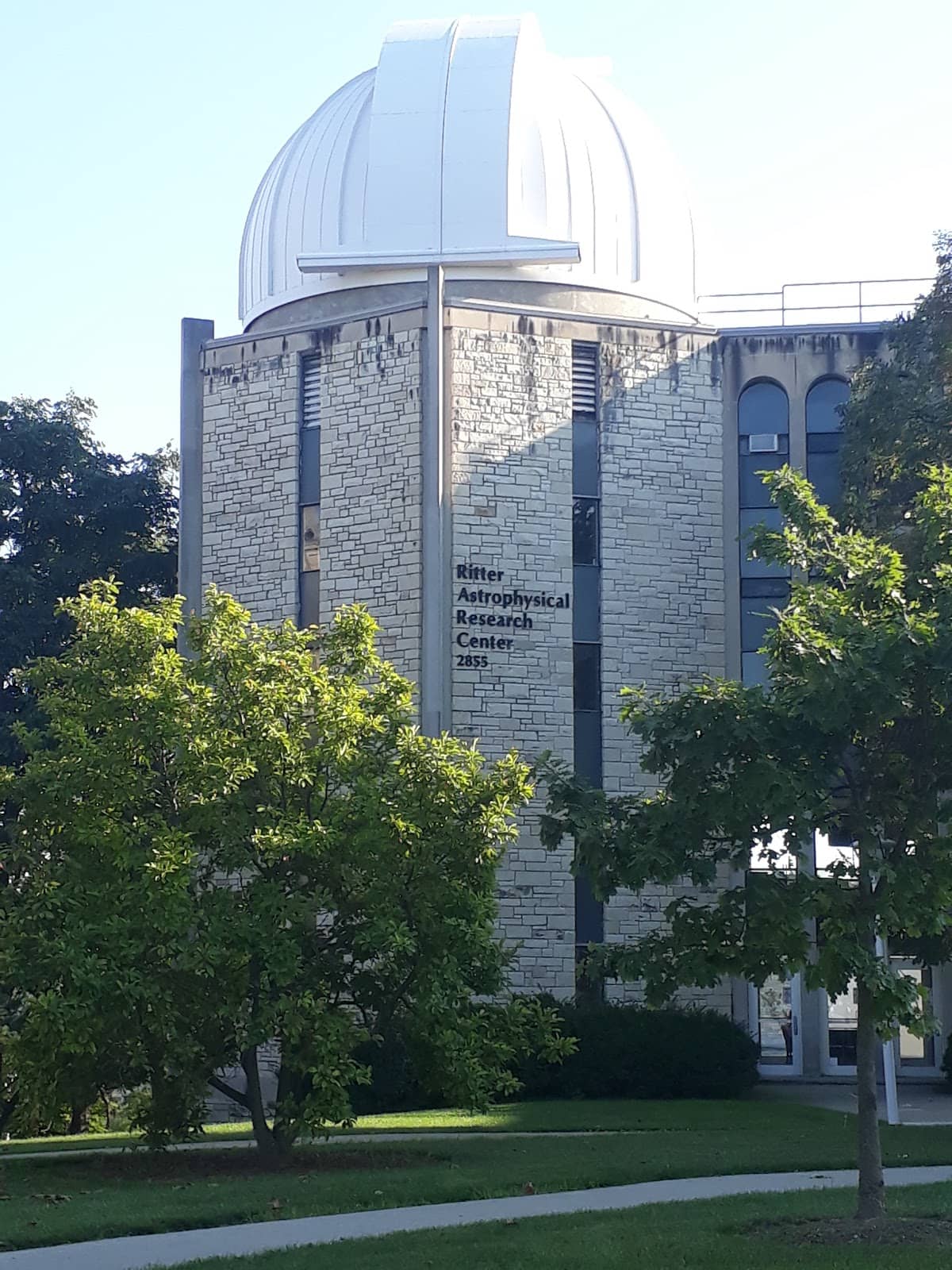 Expert-Led Astronomy Talks