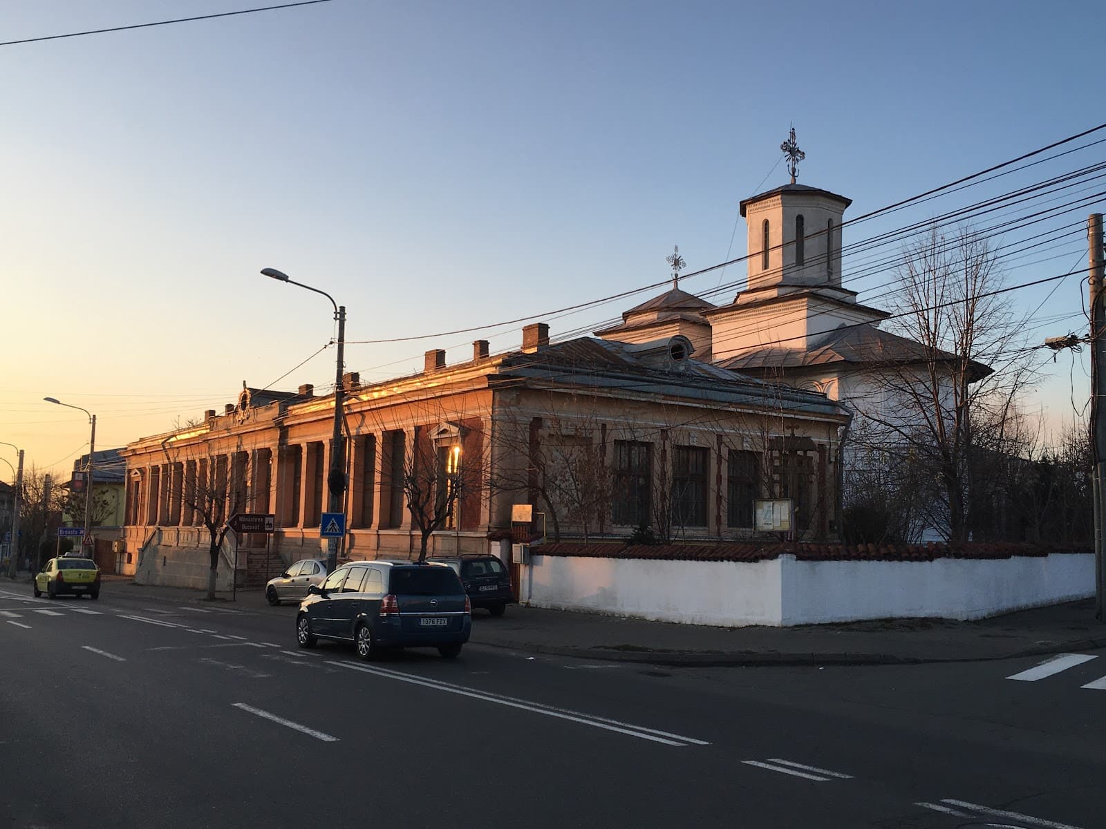 Obedeanu Church - Image 1