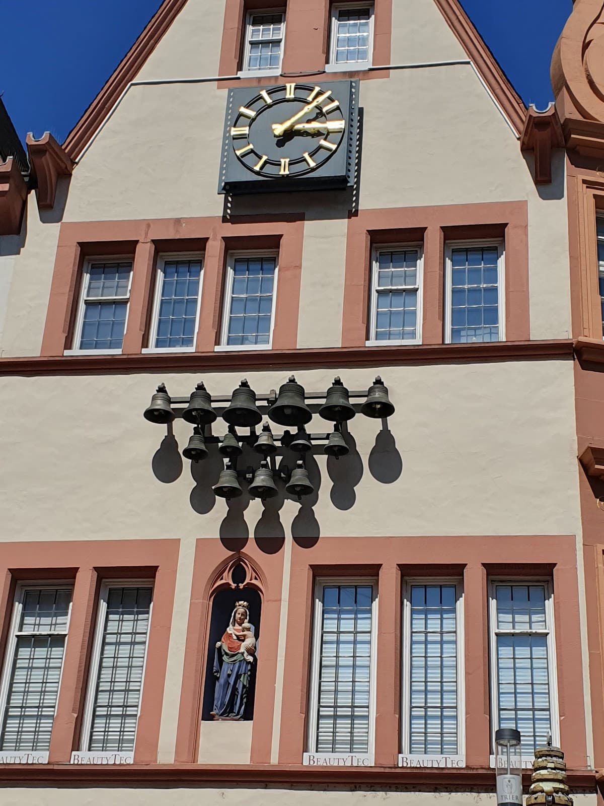 Steipe House - Image 1