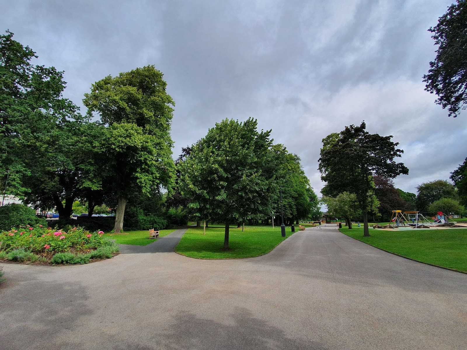 Caldecott Park - Image 1