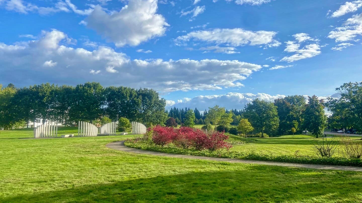 Amberglen Park - Image 1