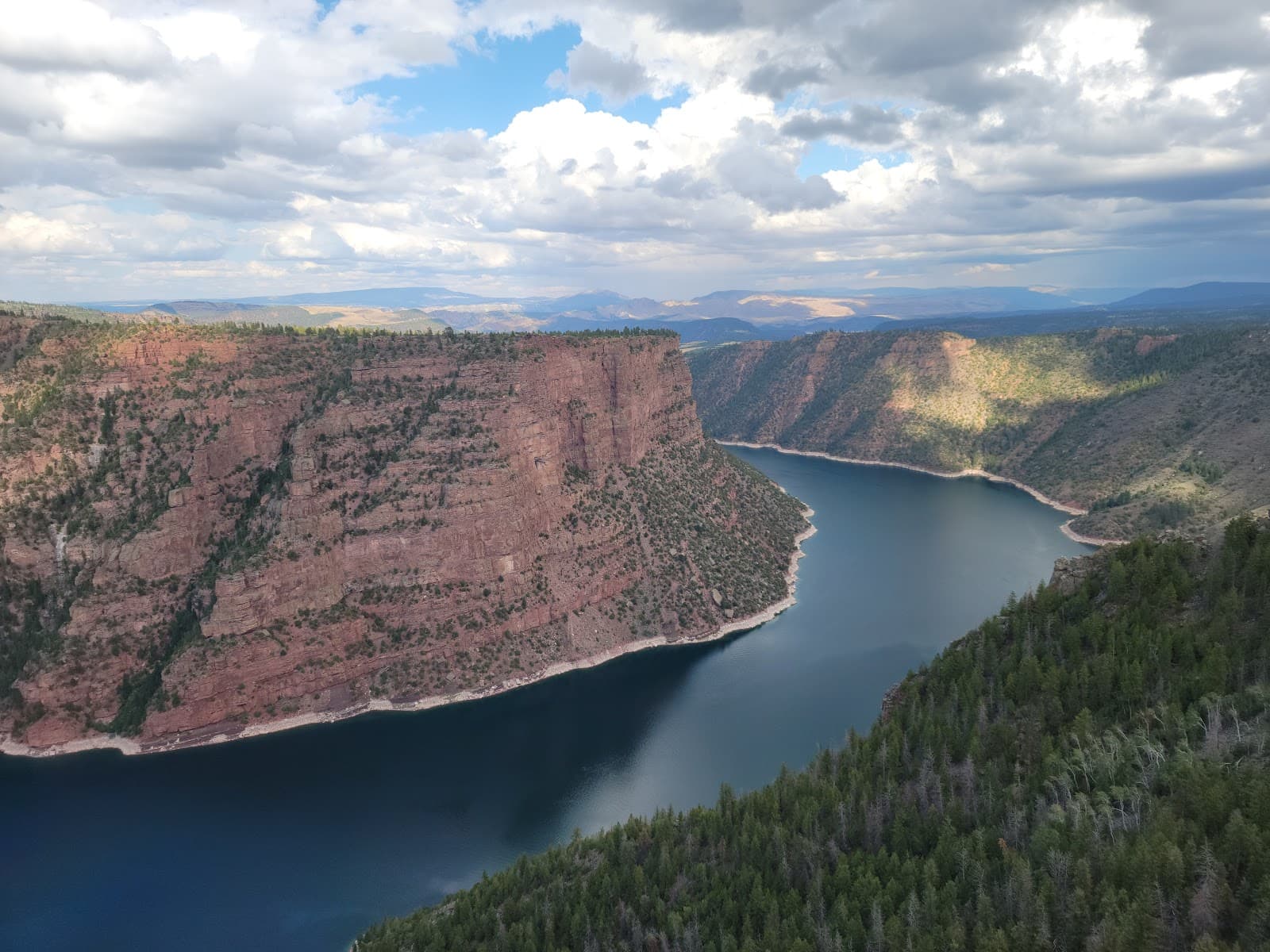 Flaming Gorge National Recreation Area - Image 1