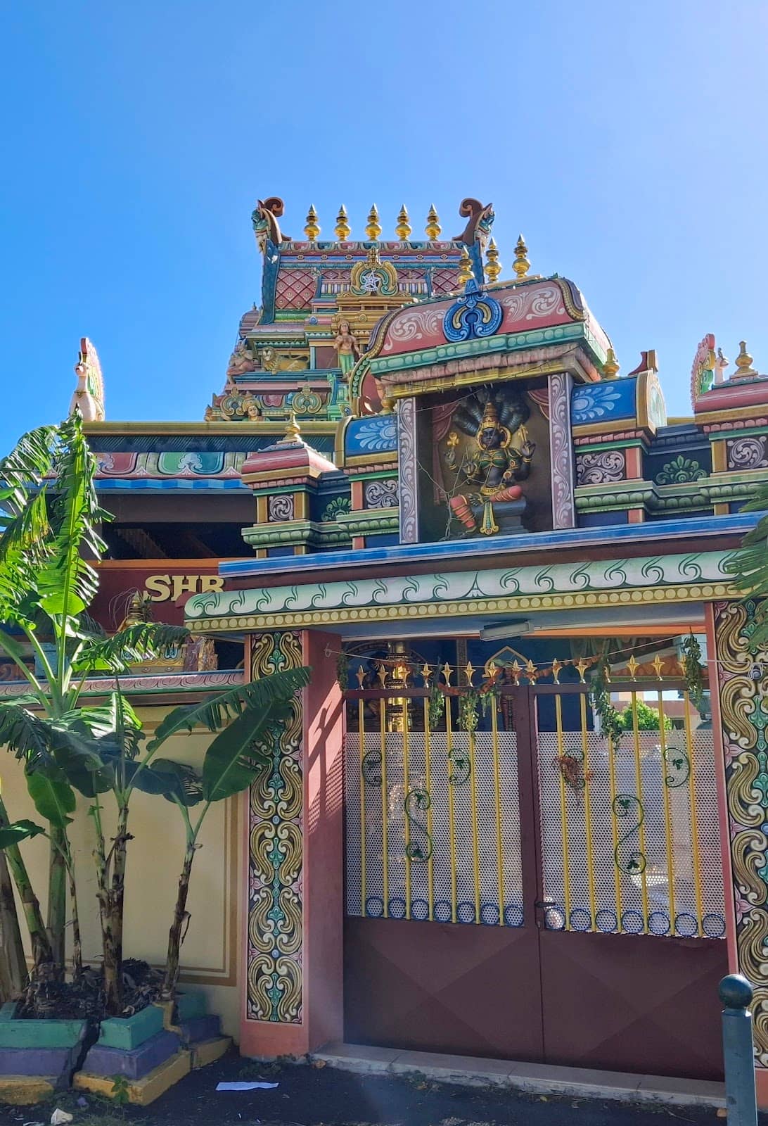 Vibrant Murals and Sculptures