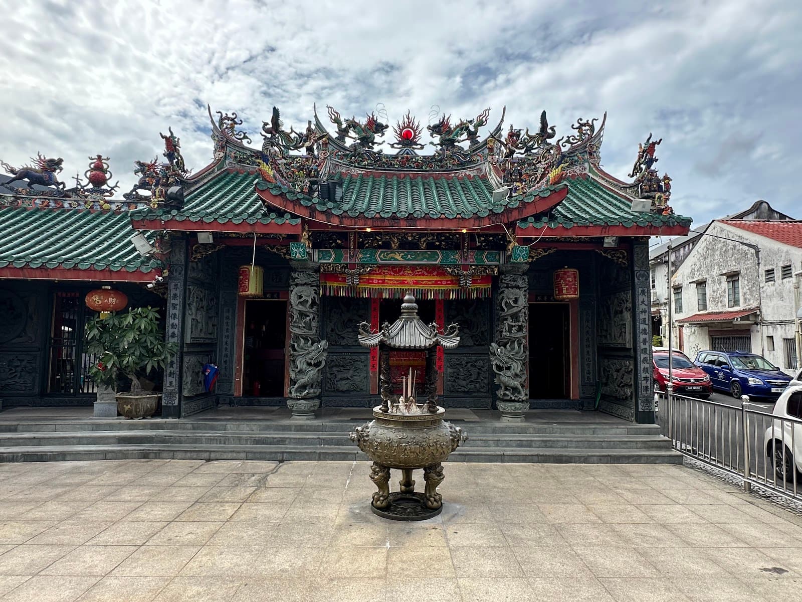 Hong San Si Temple - Image 1