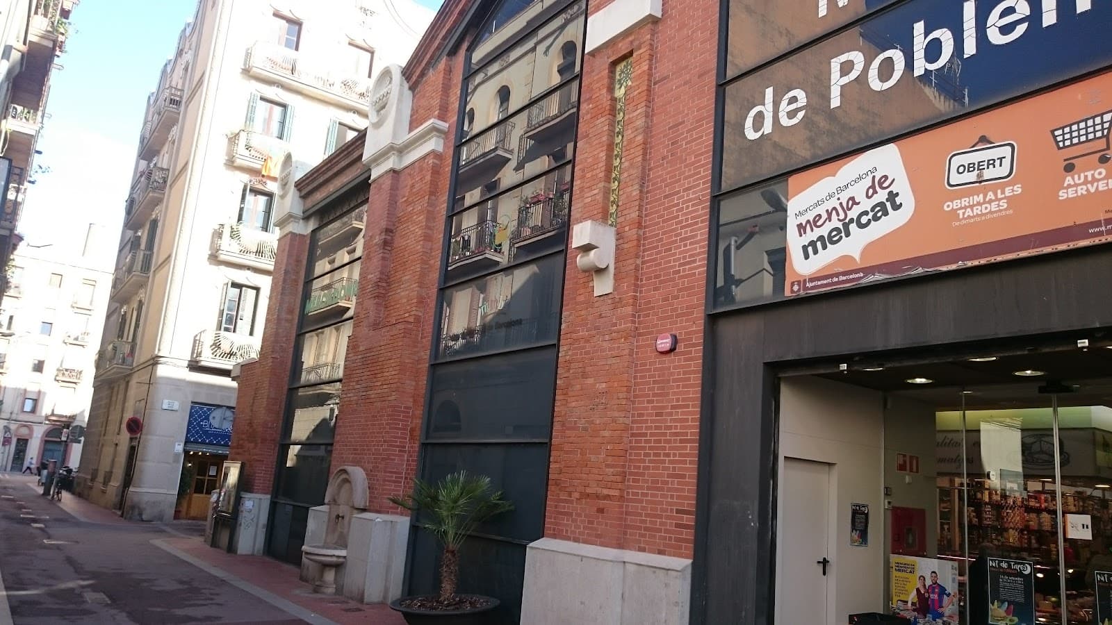 Mercat de la Llacuna - Image 1