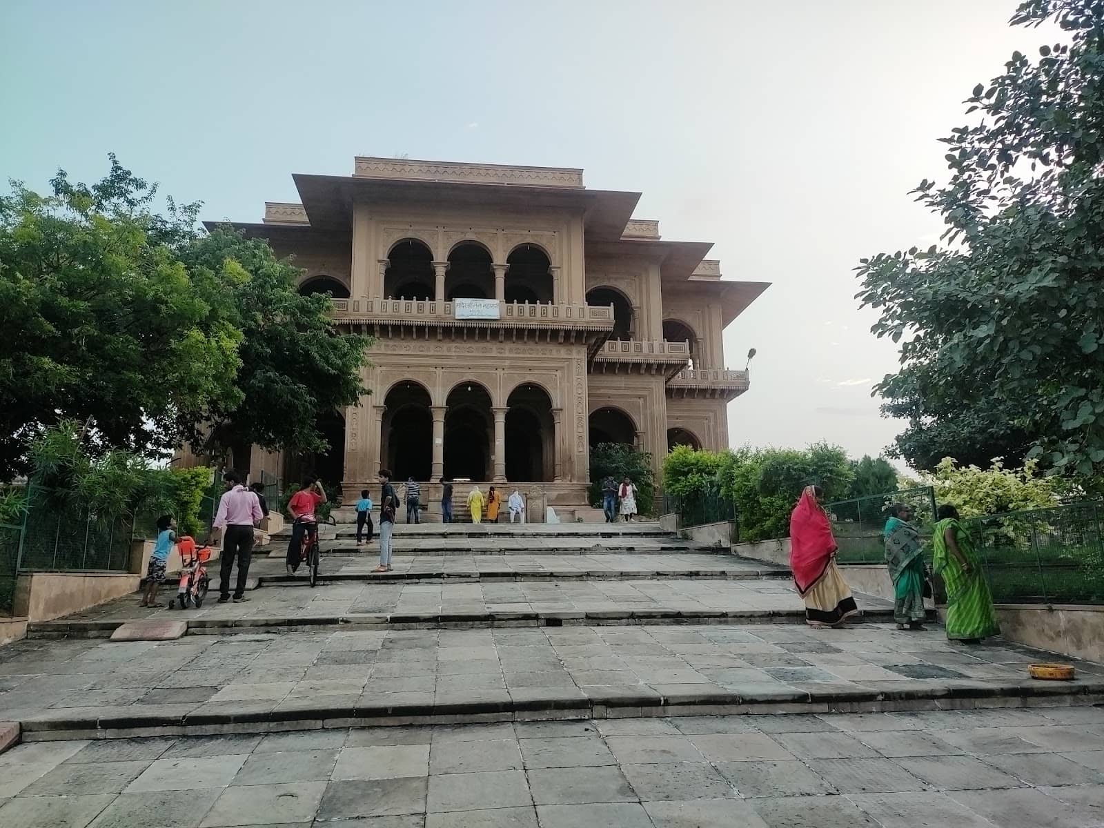 Peaceful Temple Surroundings