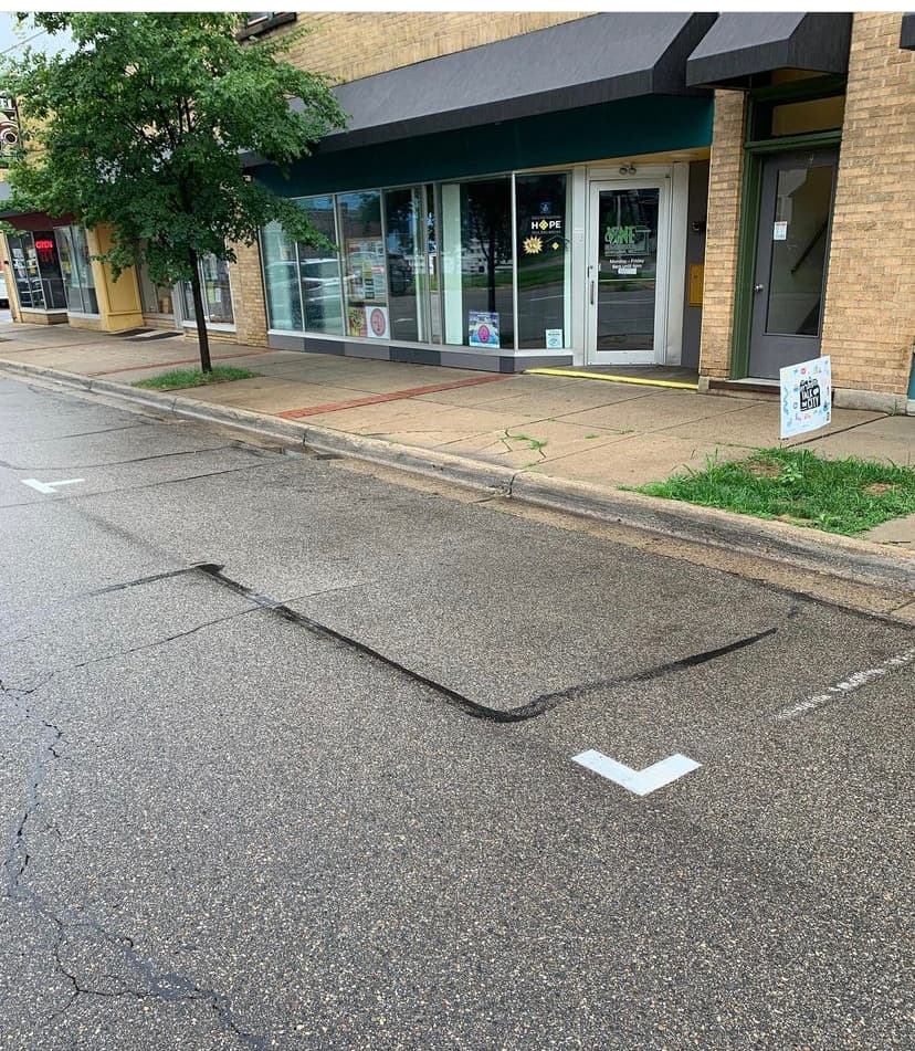 Vine Neighborhood - Image 1