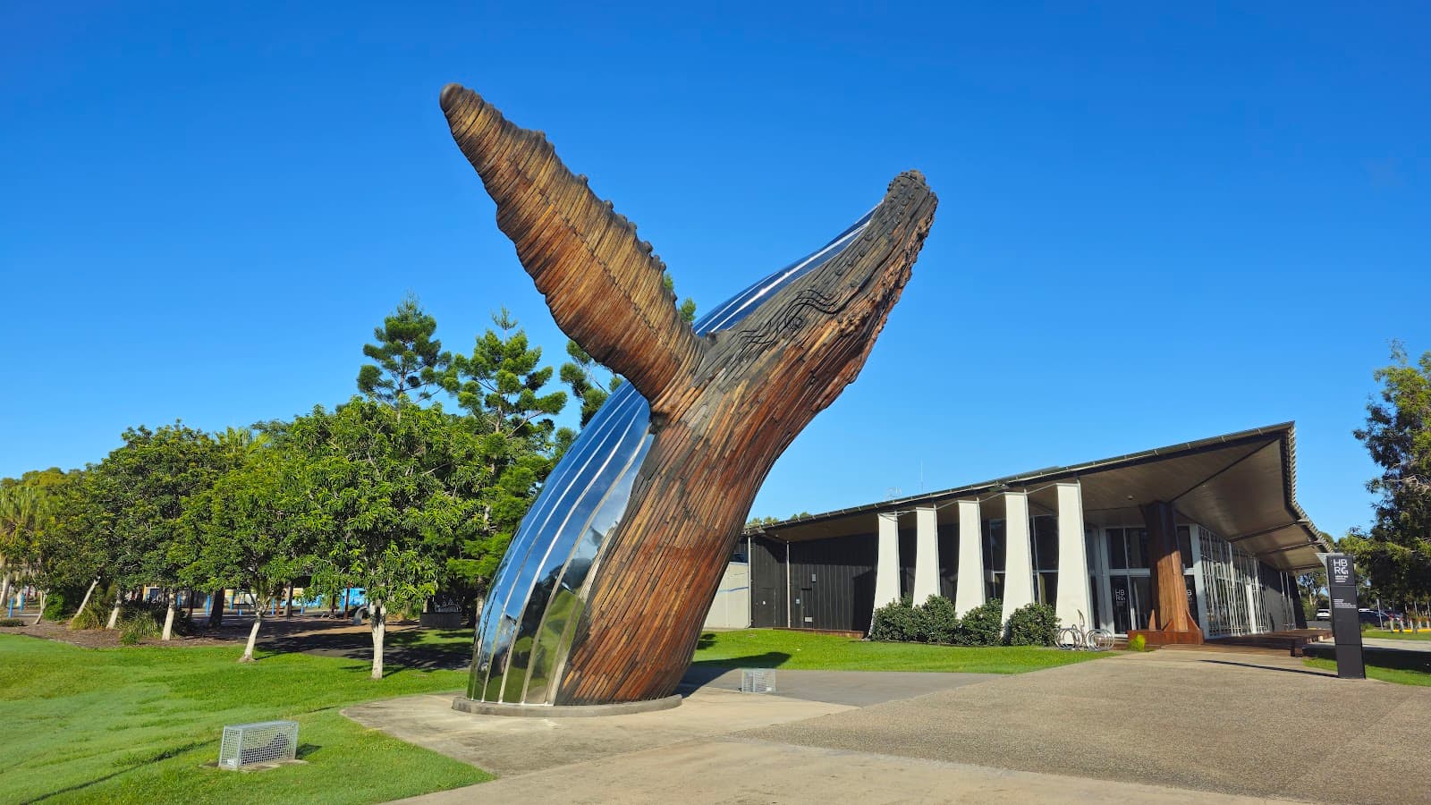 Nala Humpback Whale Sculpture - Image 1