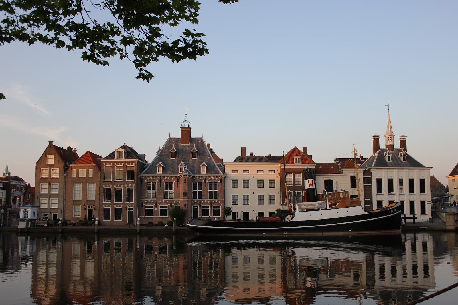Maassluis Historic Center - Image 1
