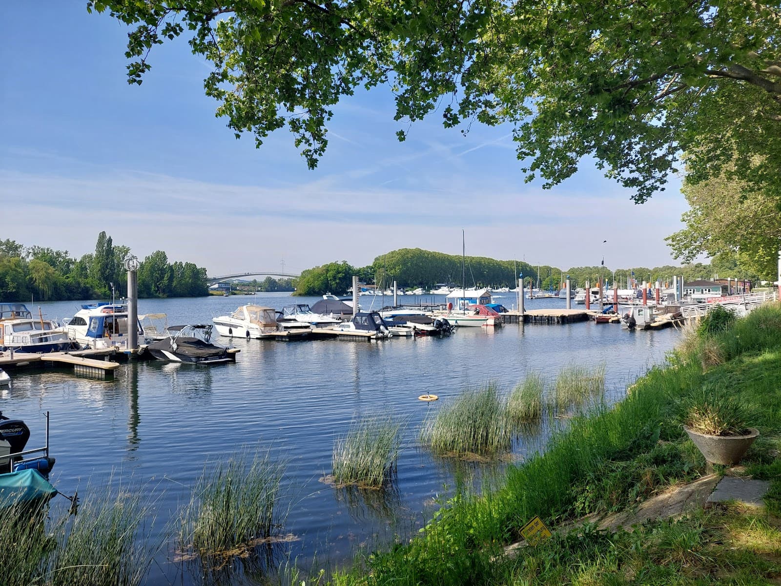 Schierstein Harbor Wiesbaden - Image 1