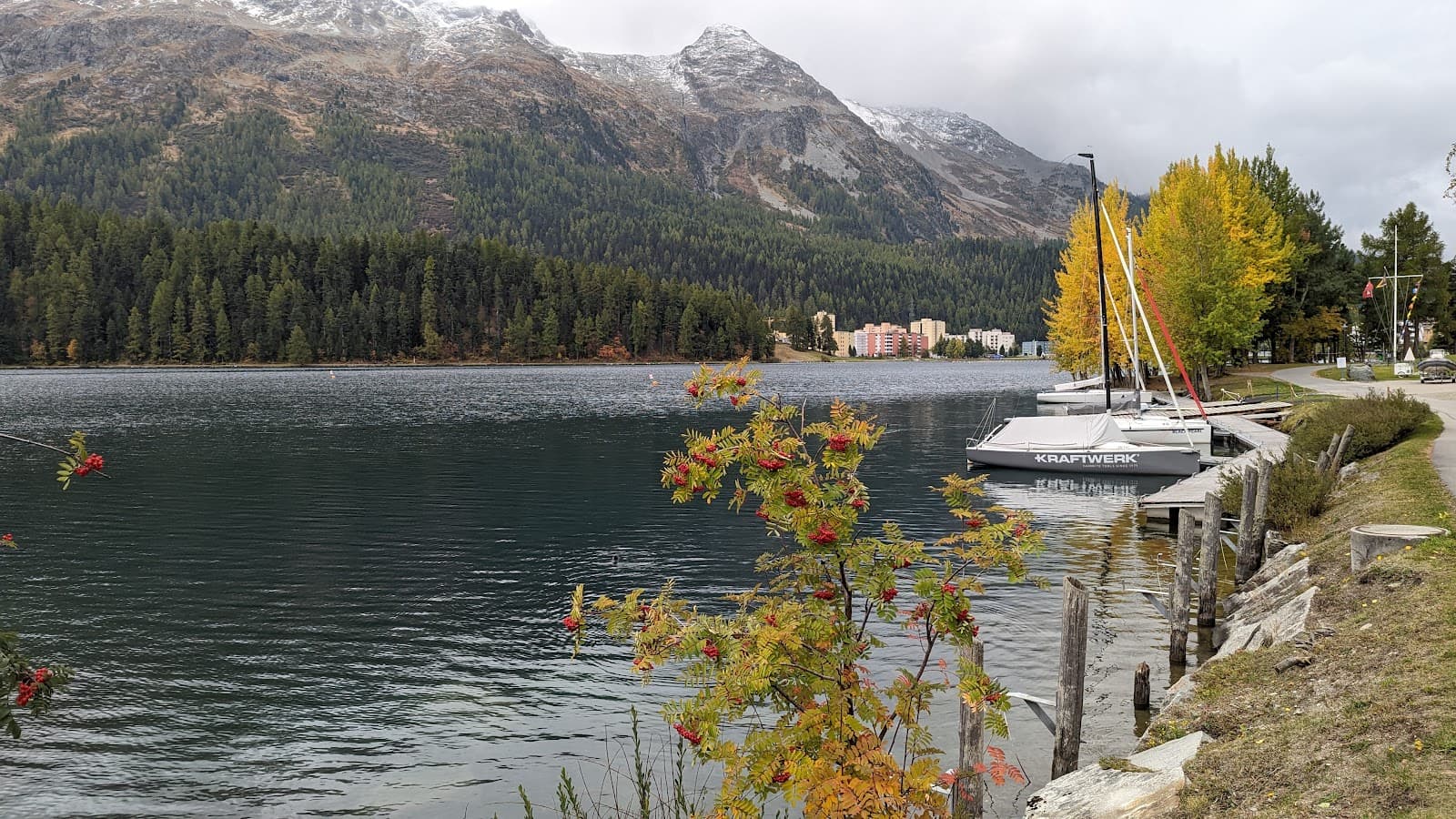 St. Moritz Bahnhof - Image 1