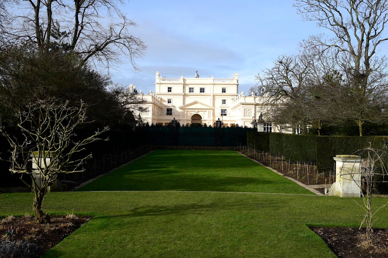 Secret Garden, Regent's Park - Image 1