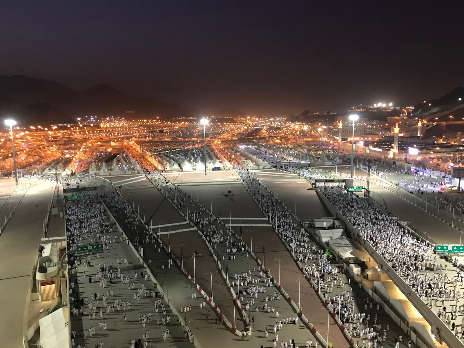Al Jamarat Mecca - Image 1