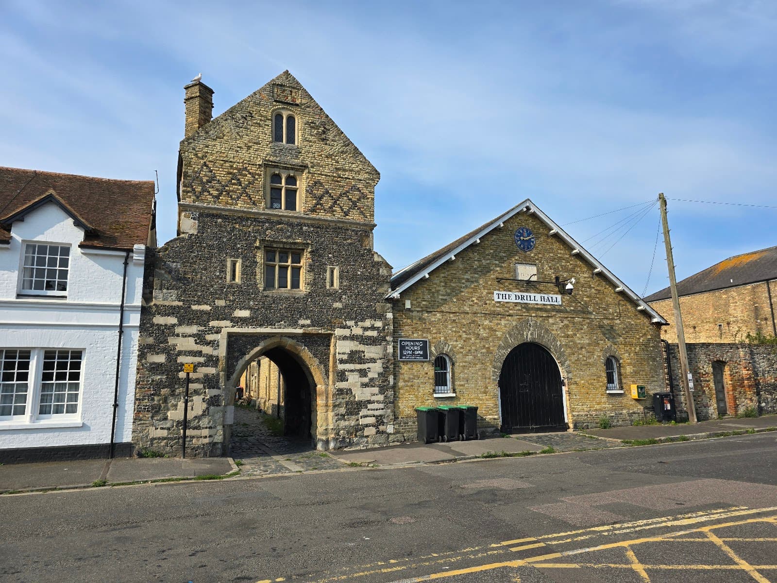 Fisher Gate - Image 1