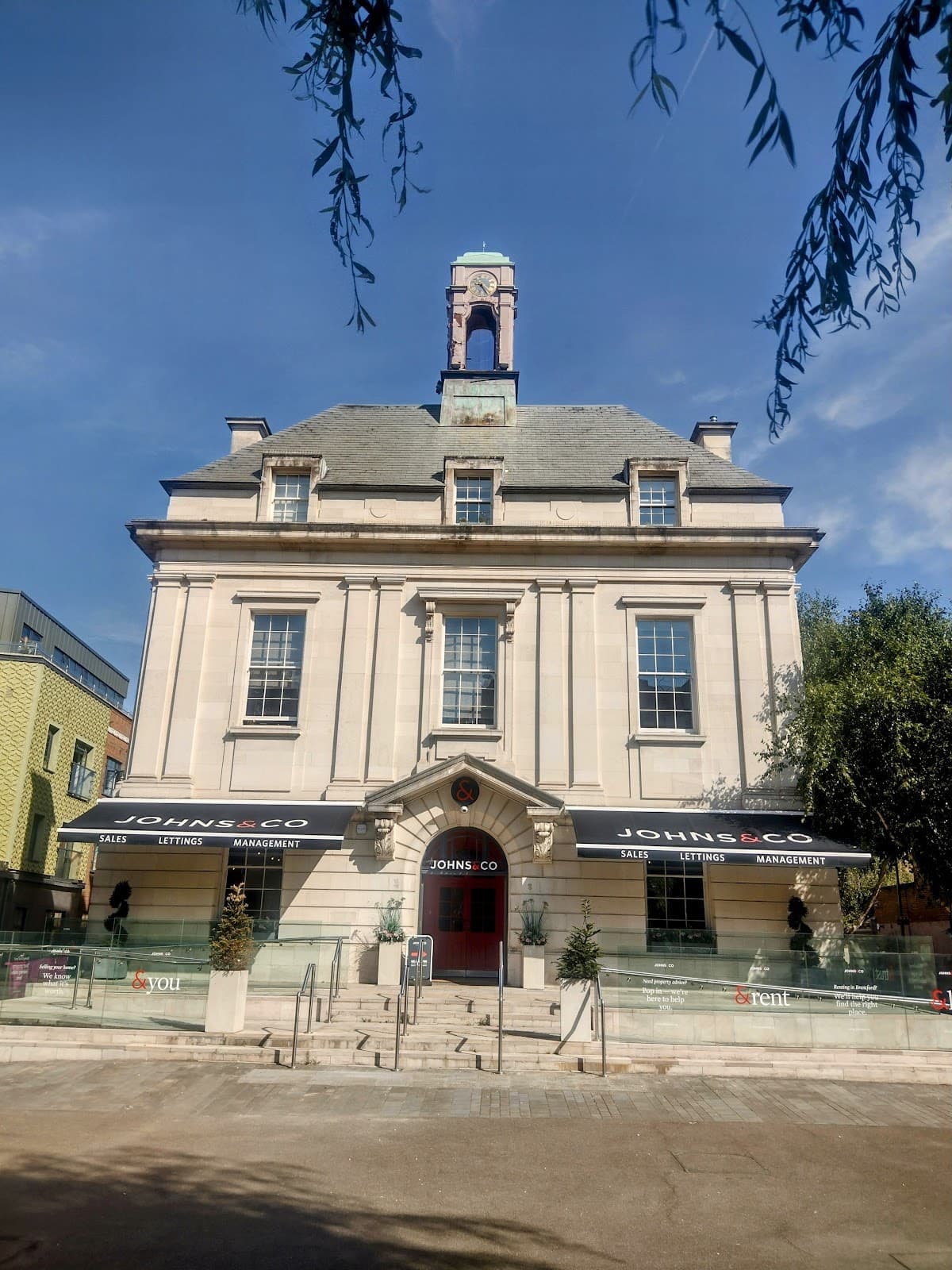 Brentford Market Place - Image 1