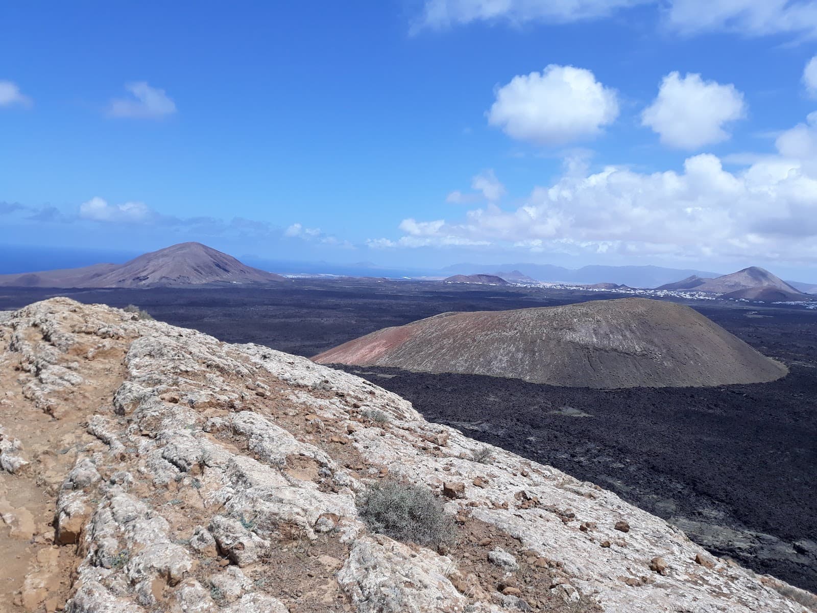 Caldera Blanca Hike Lanzarote - Image 1