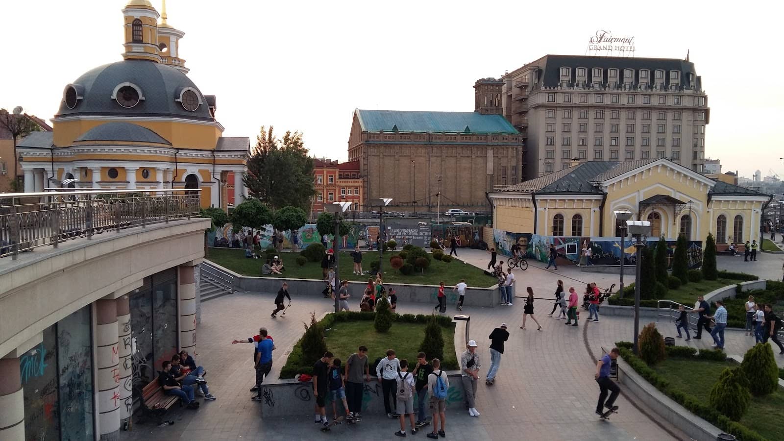 Maidan Nezalezhnosti Proximity