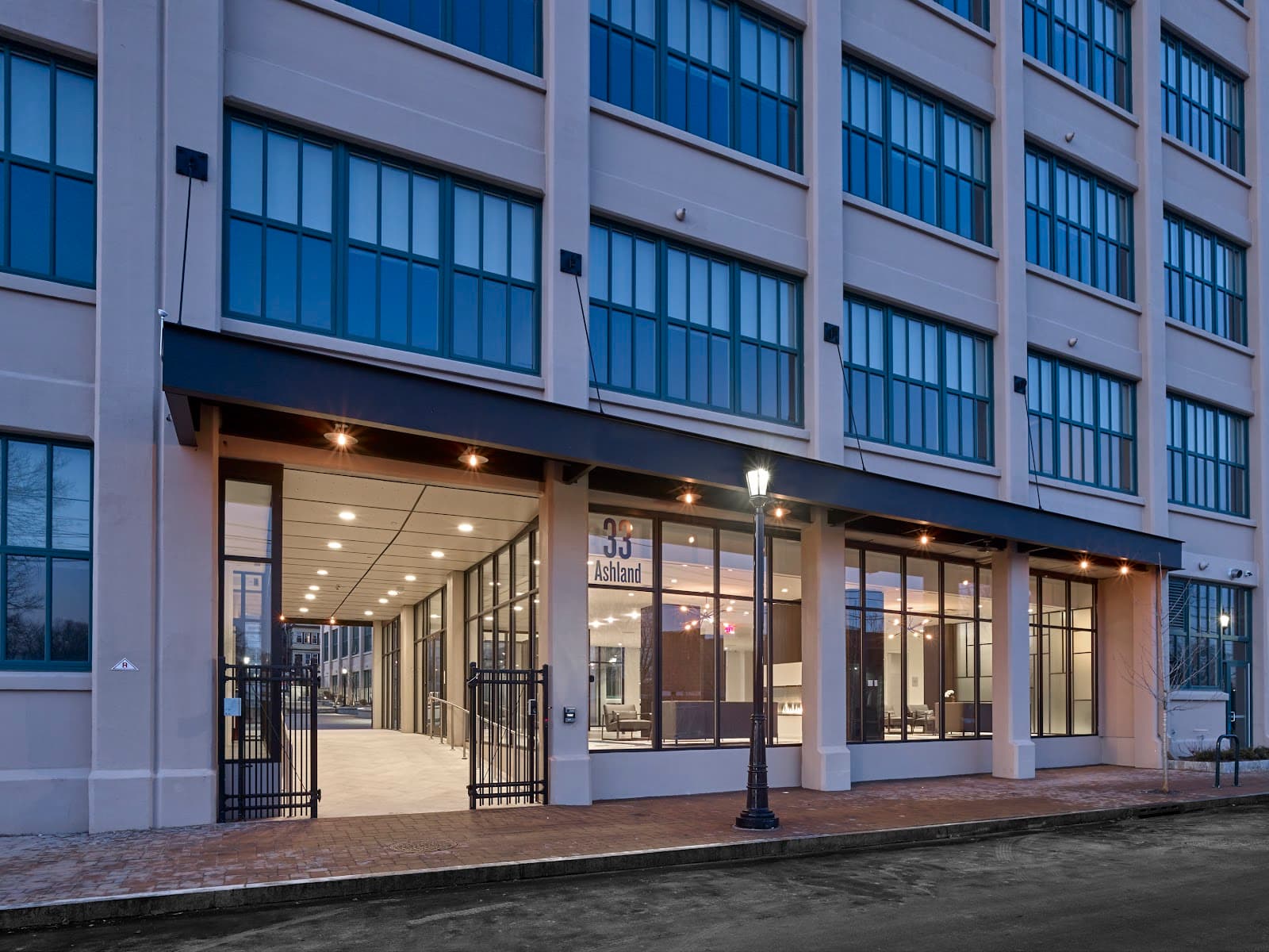Edison Battery Building (Edison Lofts) - Image 1