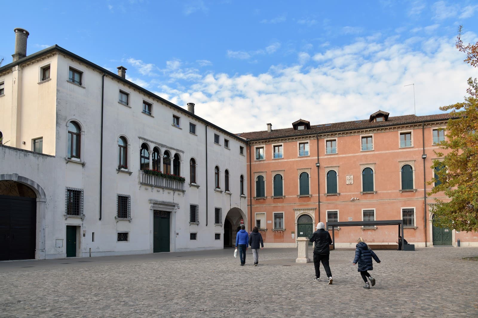 Piazza Rinaldi - Image 1
