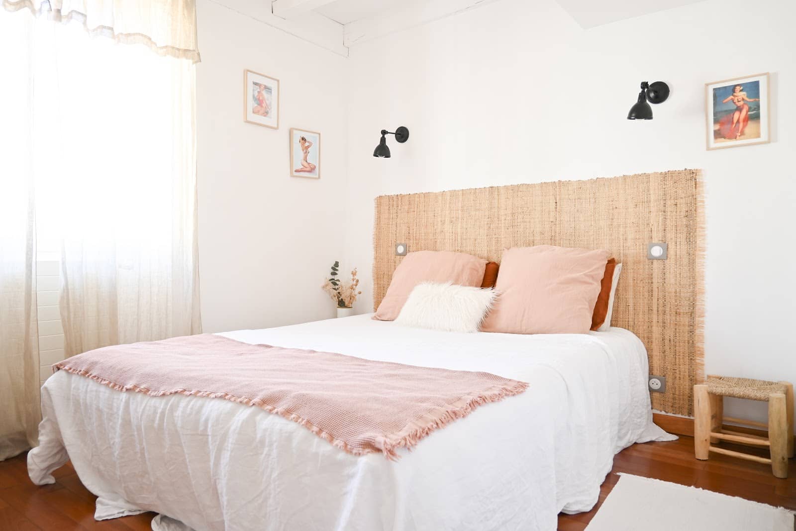 Vibrant Local Shops & Restaurants