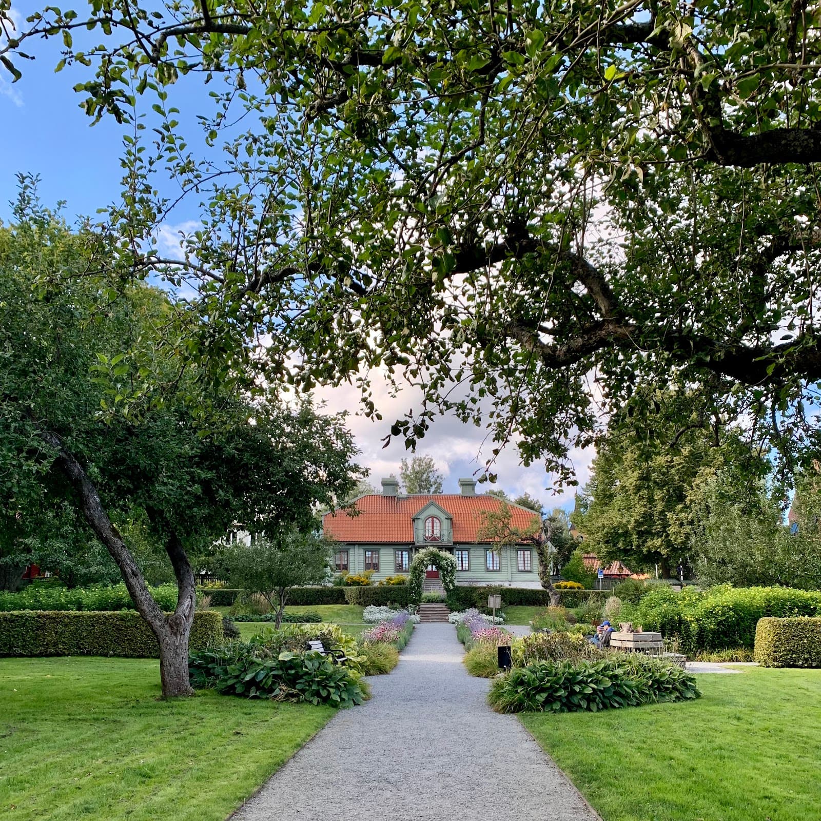 Drakegården - Image 1