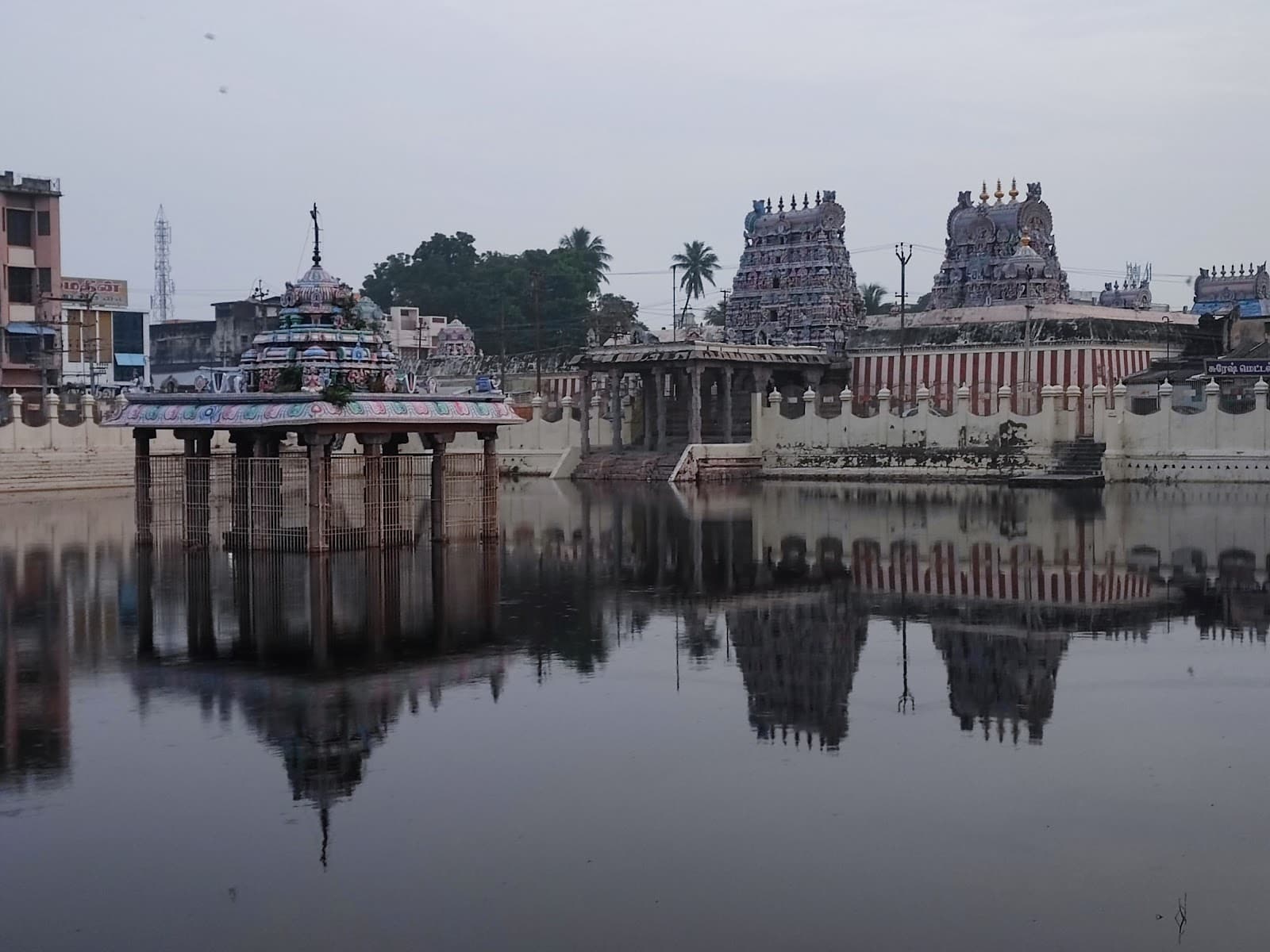 Potramarai Kulam - Image 1