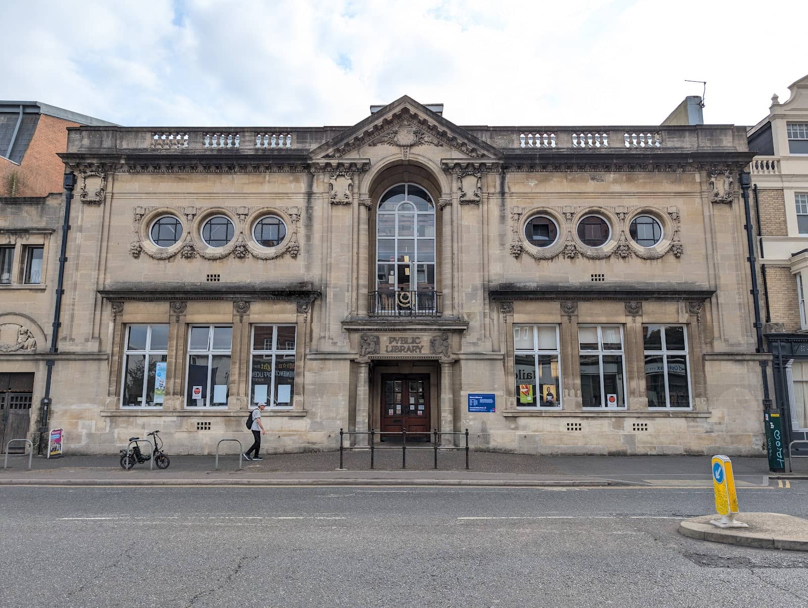 Upstairs Reading Room