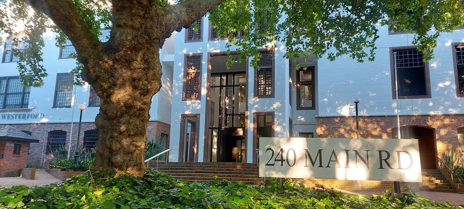 Newlands Cape Town - Image 1