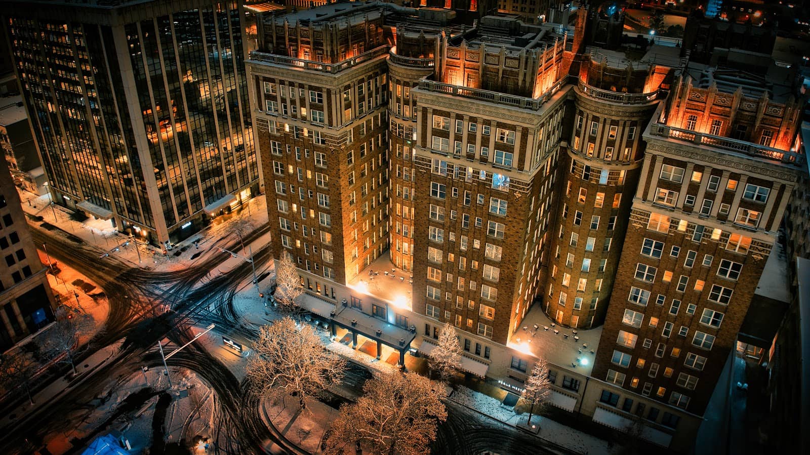 The Red Piano Lounge