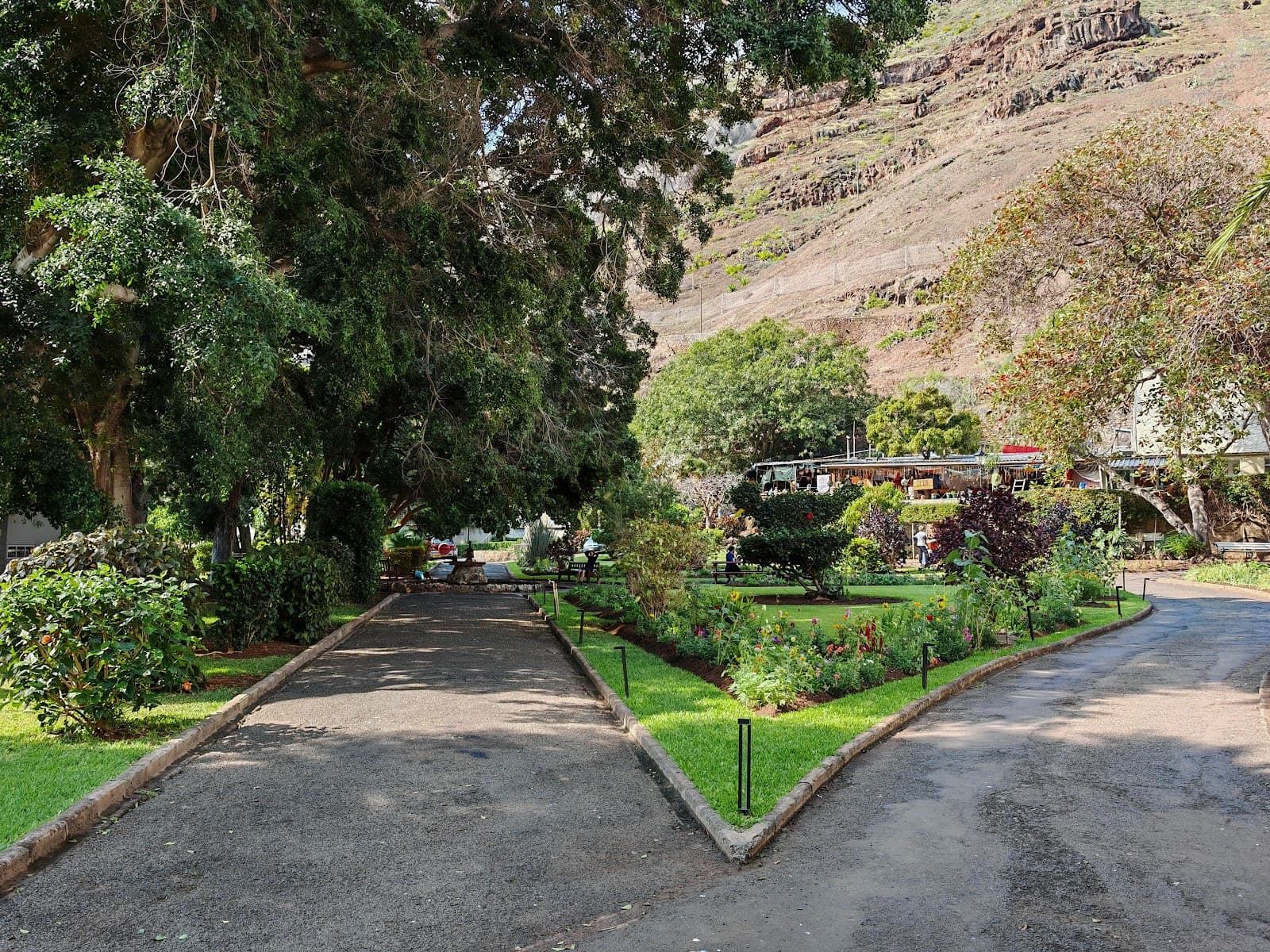 Castle Gardens - Image 1