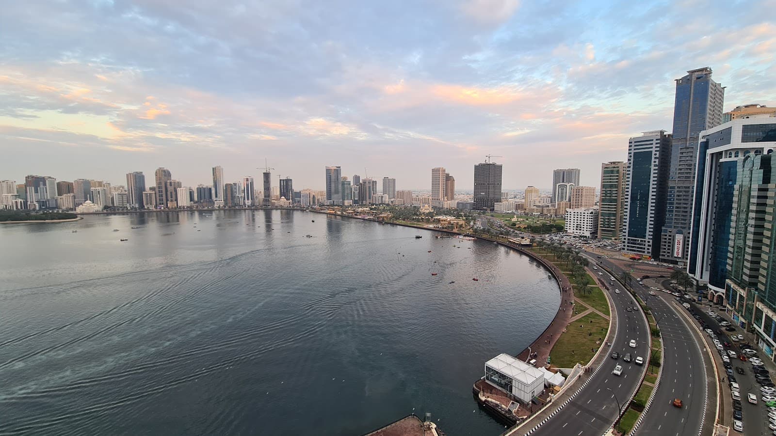 Sharjah Musical Fountain - Image 1