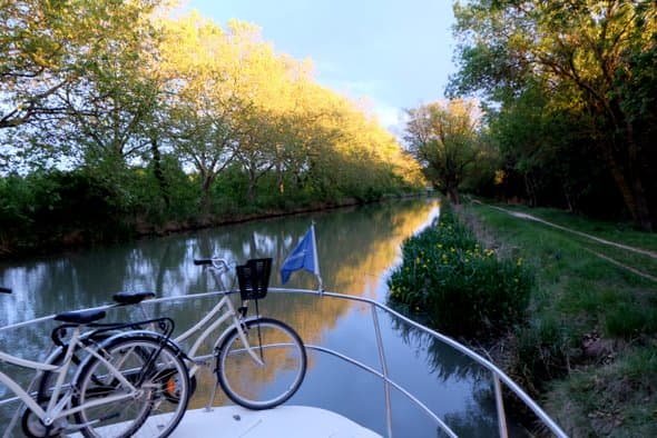 Canal du Midi towpath Agde - Image 1